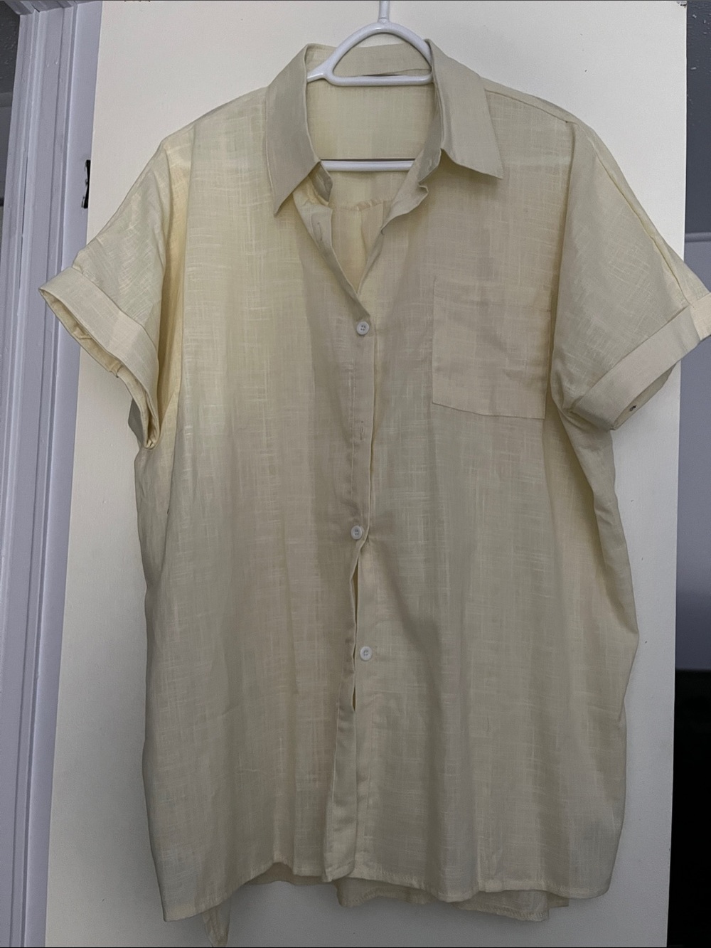Blouse, light yellow